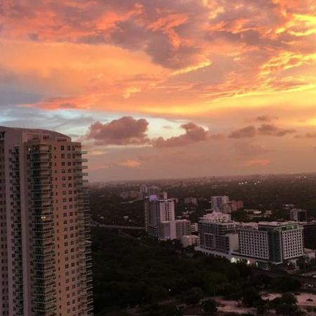 Lyx Suites At One Broadway In Brickell Miami Esterno foto