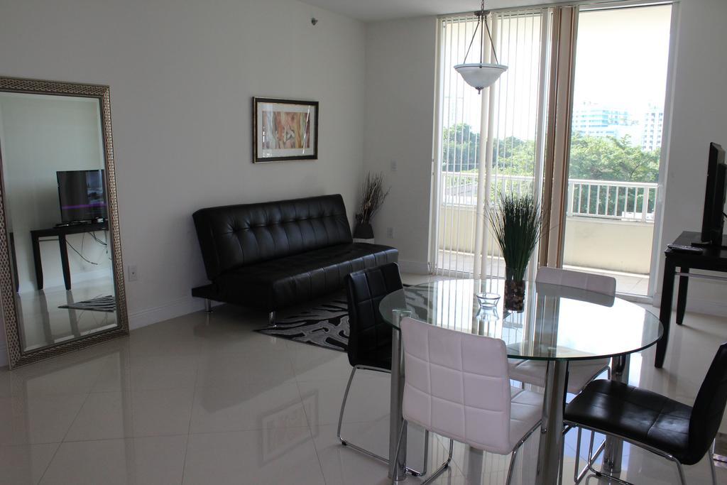 Lyx Suites At One Broadway In Brickell Miami Esterno foto